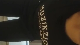 ??強勢回歸??77回來到 肛門塞著操??