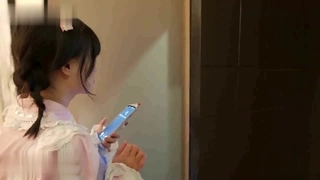 顽皮的美国妞 - Bri Klein想和Tyler做爱 然后跟他去澳洲