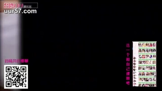 -daxiu-性感小模特在泳池边跟大屌哥哥做爱