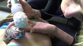 还挺嫩的妹子按摩器自慰秀BB无毛还不错