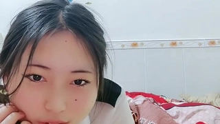 父母不在家操操亲妹子