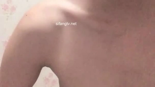 抱春某国企办公室潜规则泄密大瓜，韵味阿姨太骚了【完整版29分钟已传到简阶